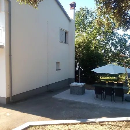 Lidija Apartment